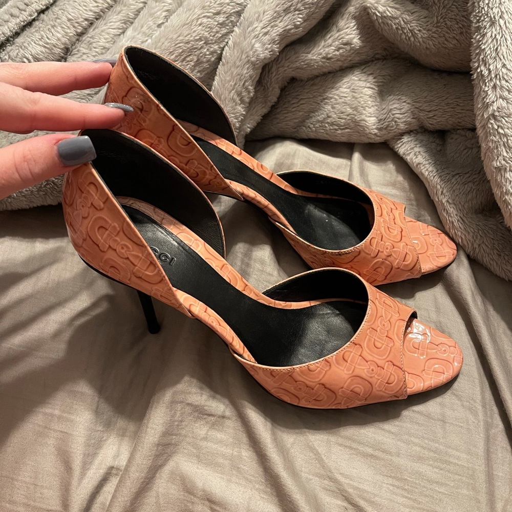 Gucci heels size 39